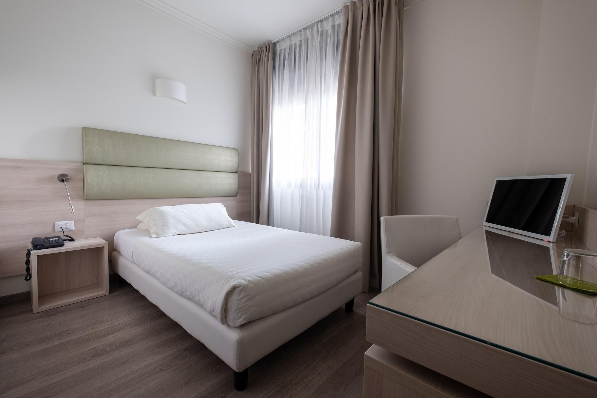 Hotel La Torretta Боллате Екстер'єр фото