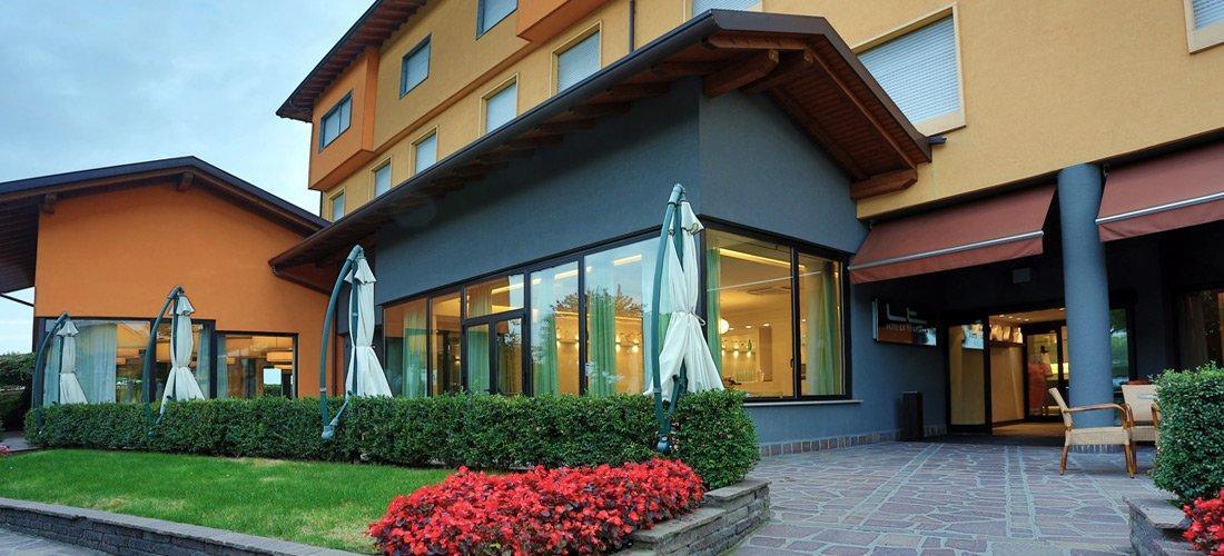 Hotel La Torretta Боллате Екстер'єр фото