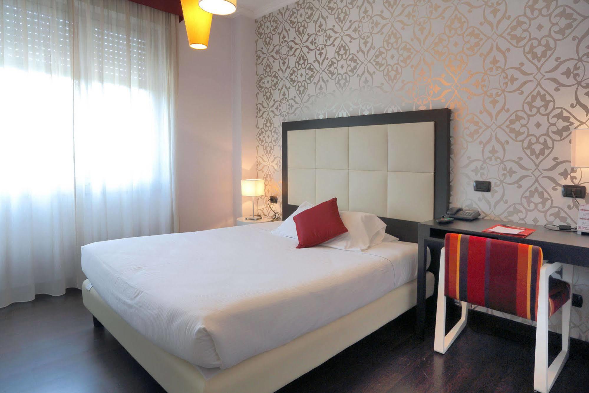 Hotel La Torretta Боллате Екстер'єр фото