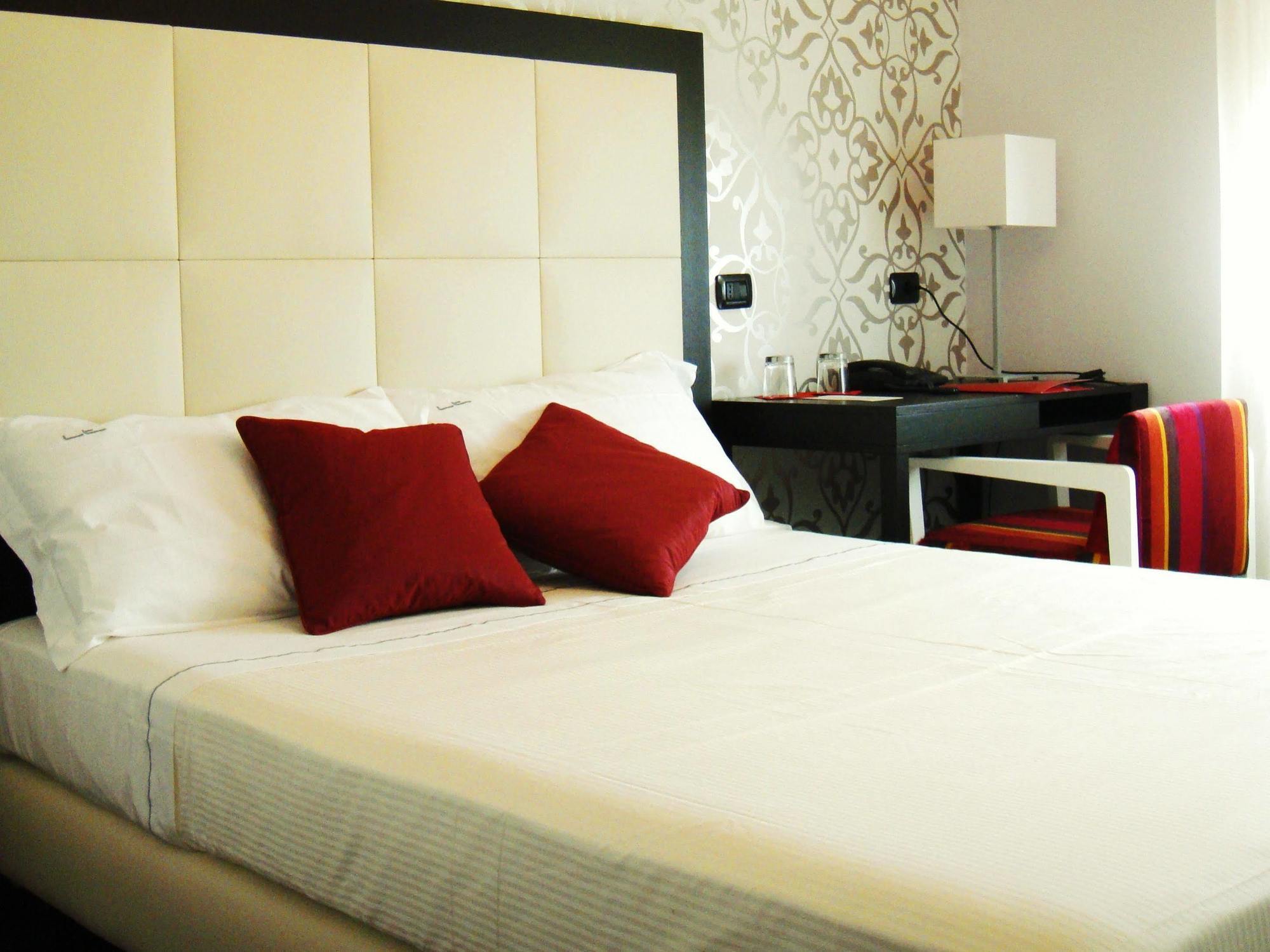 Hotel La Torretta Боллате Екстер'єр фото