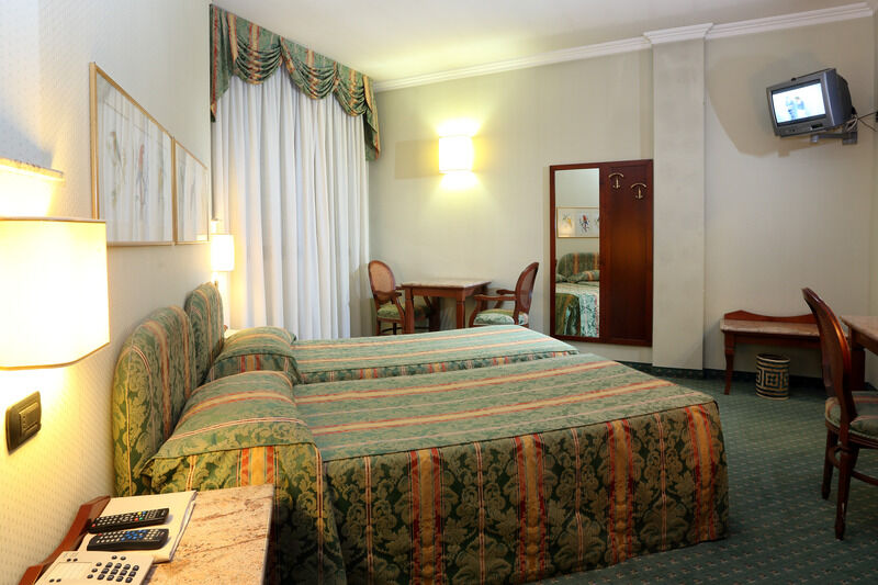 Hotel La Torretta Боллате Екстер'єр фото