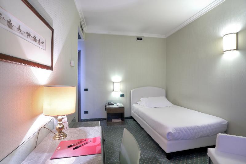 Hotel La Torretta Боллате Екстер'єр фото